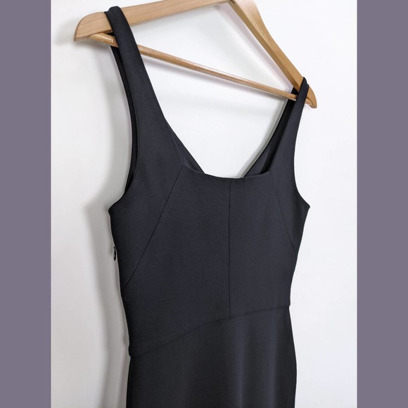 L'AGENCE Size 2 Womens Black Tank Sheath Midi Dress with Gold Tone Button - Picture 4 of 7
